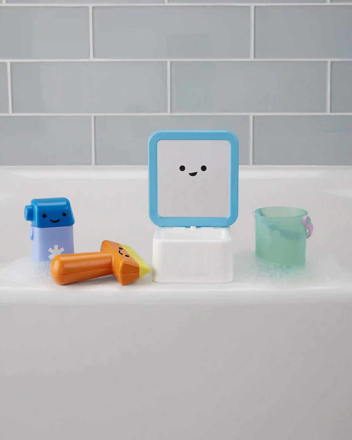 Fresh & Clean Mirror Fun Baby Bath Toy